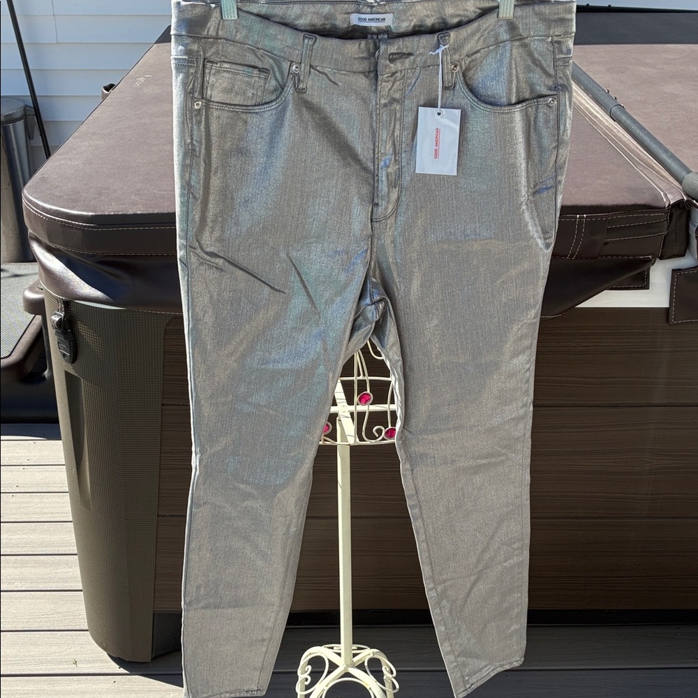 Good American Iridescent Metallic Skinny Jeans
